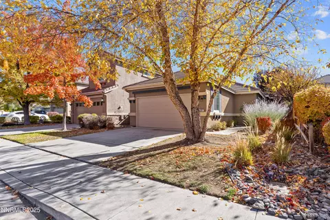 2661 Lawry Dr, Sparks, NV 89436