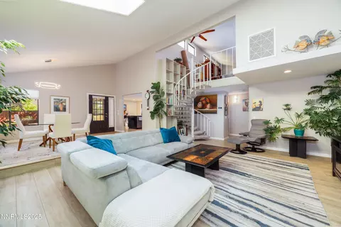 Living - 615 E Riverview Cir, Reno, NV 89509 photo 2 of 2