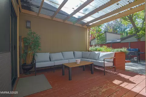 Exterior - 615 E Riverview Cir, Reno, NV 89509 photo 9 of 10