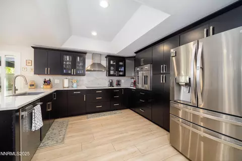 Kitchen - 615 E Riverview Cir, Reno, NV 89509 photo 2 of 3