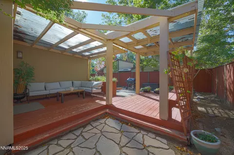 Exterior - 615 E Riverview Cir, Reno, NV 89509 photo 10 of 10