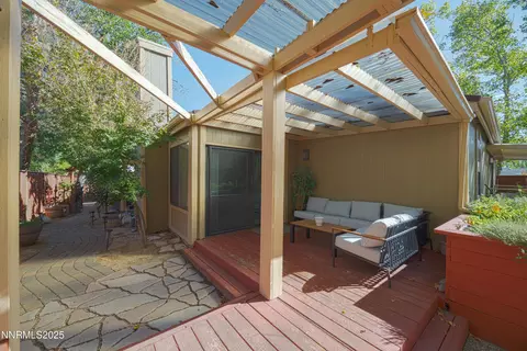 Exterior - 615 E Riverview Cir, Reno, NV 89509 photo 8 of 10