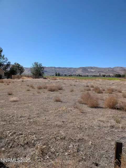 315 State Route 208, Yerington, NV 89447