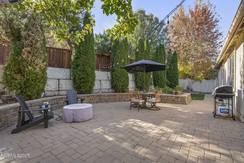Exterior - 11086 Colton Dr, Reno, NV 89521 photo 3 of 8
