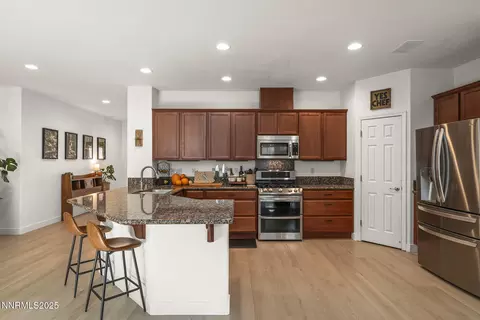 Kitchen - 11086 Colton Dr, Reno, NV 89521 photo 3 of 4