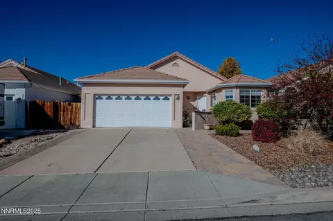 6667 Dorchester Dr, Sparks, NV 89436