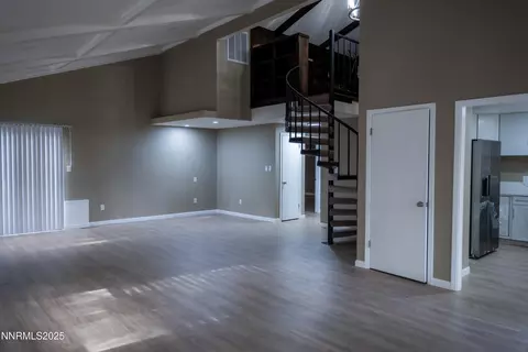 Living - 360 E Riverview Cir, Reno, NV 89509 photo 5 of 7