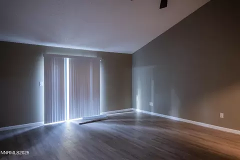Living - 360 E Riverview Cir, Reno, NV 89509 photo 6 of 7