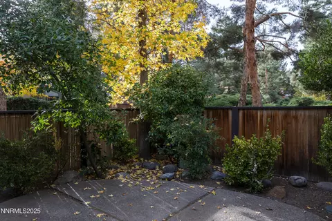 Exterior - 360 E Riverview Cir, Reno, NV 89509 photo 5 of 6