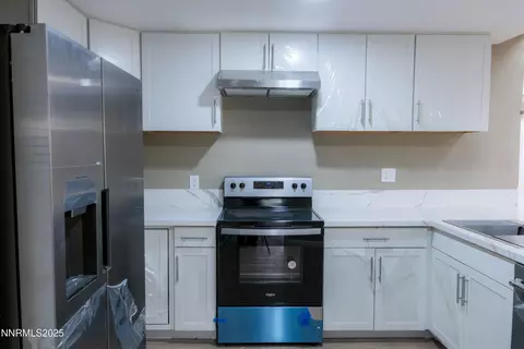 Kitchen - 360 E Riverview Cir, Reno, NV 89509 photo 1 of 2