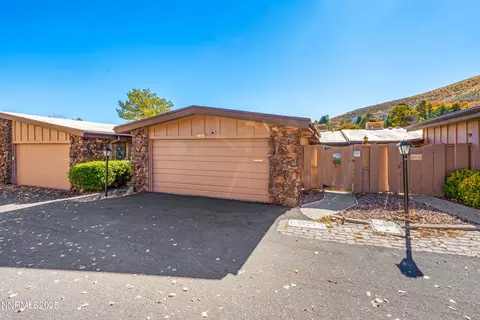 148 Lake Glen Dr, Carson City, NV 89703