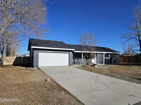 1312 Jobs Peak Dr, Gardnerville, NV 89460