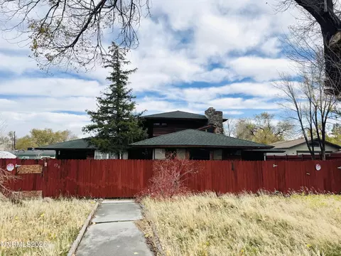 320 Westbrook Ln, Reno, NV 89506