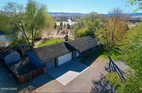 140 Hercules Dr, Sparks, NV 89441