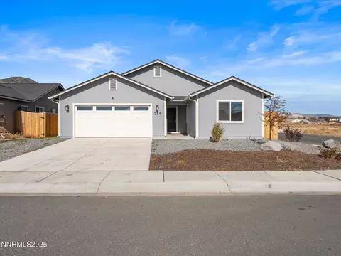 214 Green Ln, Dayton, NV 89403