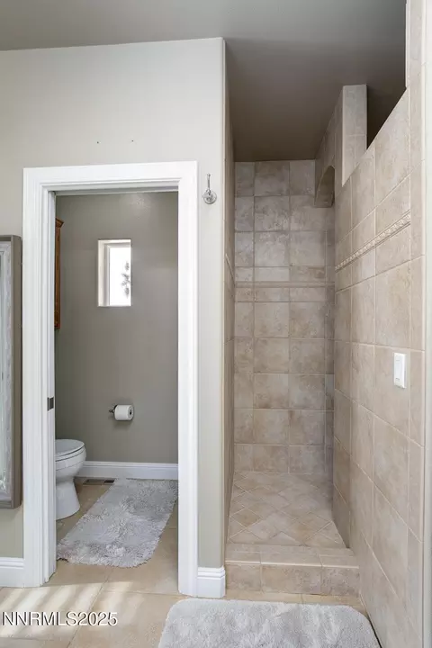 Bath - 1135 Whitehawk Dr, Fallon, NV 89406 photo 6 of 7