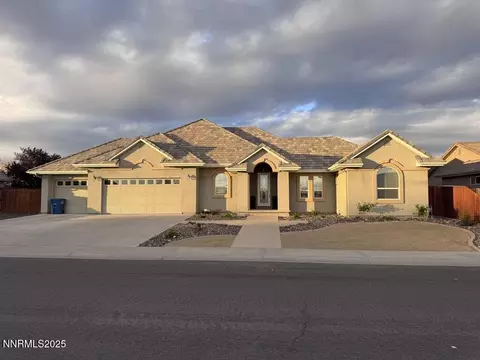 1135 Whitehawk Dr, Fallon, NV 89406
