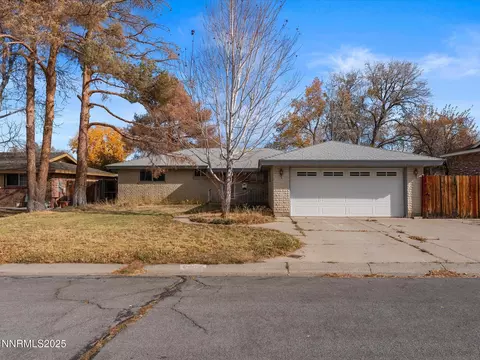 2605 Lewis Dr, Carson City, NV 89701