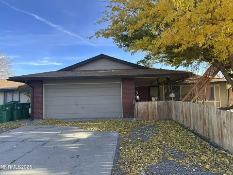 913 Glen Molly Dr, Sparks, NV 89434