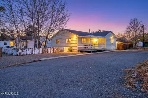 224 S Nevada St, Yerington, NV 89447
