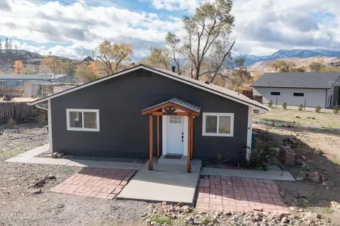 15725 Toll Rd, Reno, NV 89521