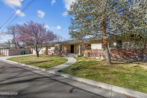 255 Circle Dr, Reno, NV 89509 photo 1