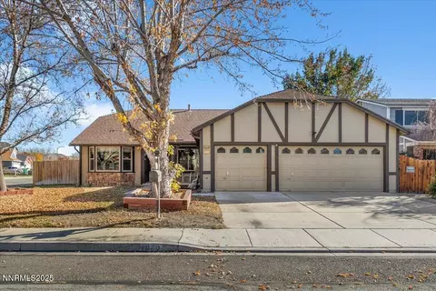 1970 Woodhaven Ln, Sparks, NV 89434