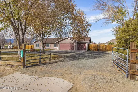 1362 Kim Pl, Minden, NV 89423