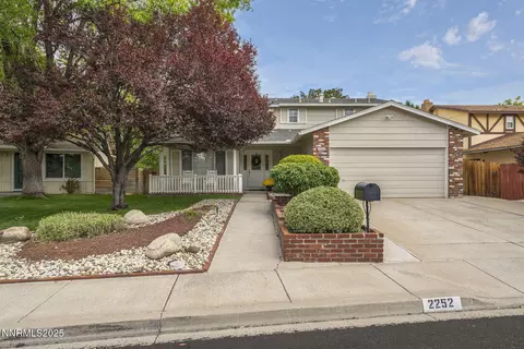 2252 Sycamore Glen Dr, Sparks, NV 89434