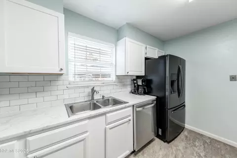 Kitchen - 1155 Beldon Way, Reno, NV 89503 photo 5 of 5