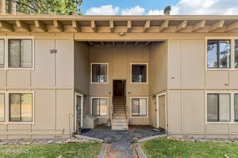 945 Harold Dr UNIT 18, Incline Village, NV 89451