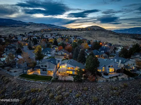 2678 Starr Meadows Loop, Reno, NV 89519