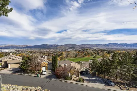 View/Area - 2678 Starr Meadows Loop, Reno, NV 89519 photo 2 of 10