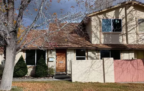 68 Condor Cir, Carson City, NV 89701