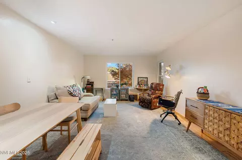 3095 Lakeside Dr #106, Reno, NV 89509