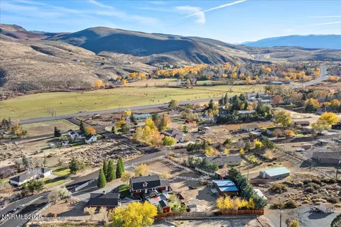 20855 Ames Ln, Reno, NV 89521