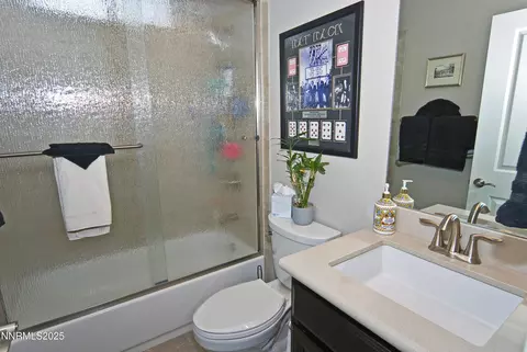 Bath - 768 E Cottage Loop, Gardnerville, NV 89460 photo 4 of 4