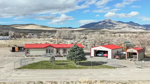 8975 Diamond Dr, Winnemucca, NV 89445