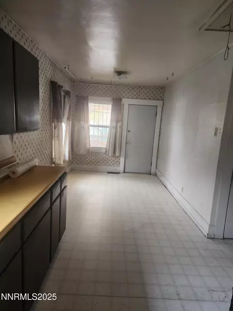 460 E 8th St, Reno, NV 89512 photo 3