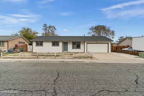 752 E St, Fernley, NV 89408