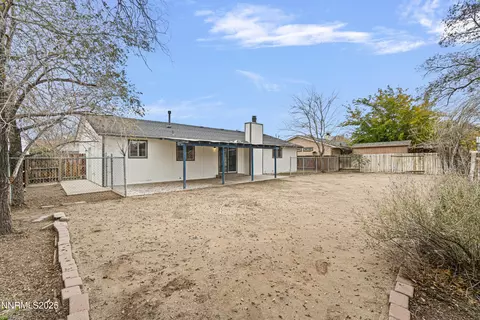Exterior - 752 E St, Fernley, NV 89408 photo 2 of 3