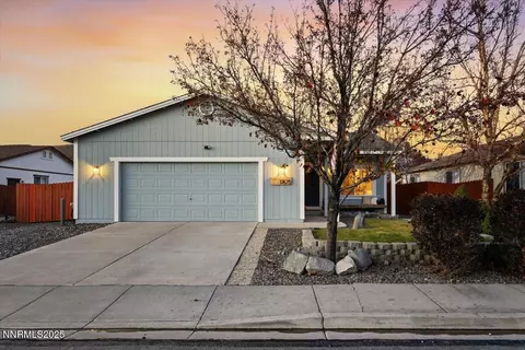 17675 Alexandria Ct, Reno, NV 89508