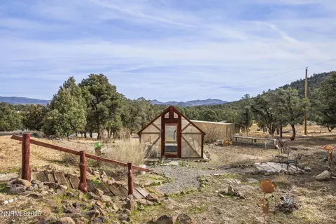 Exterior - 1610 Combination Rd, Reno, NV 89521 photo 5 of 6