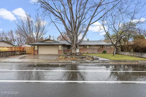 1316 W Washington St, Carson City, NV 89703