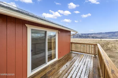879 Eastside Ln, Coleville, CA 96107 photo 9