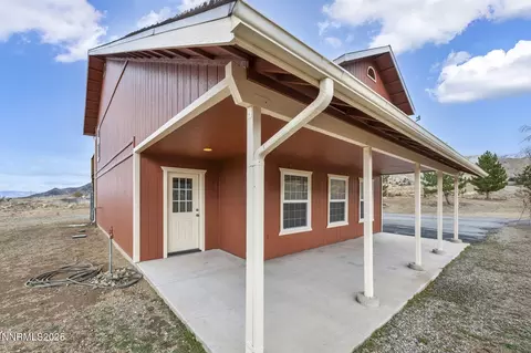 879 Eastside Ln, Coleville, CA 96107 photo 6