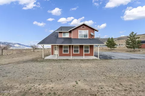 879 Eastside Ln, Coleville, CA 96107 photo 4