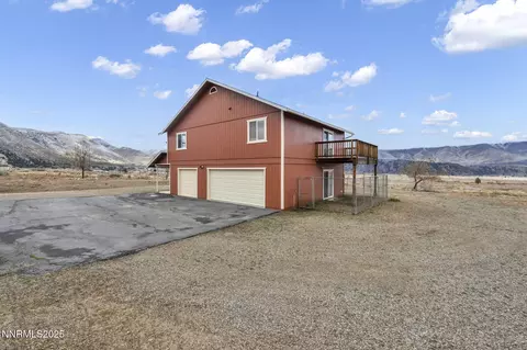 879 Eastside Ln, Coleville, CA 96107 photo 7