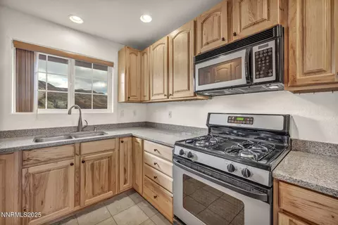 879 Eastside Ln, Coleville, CA 96107 photo 23
