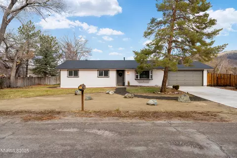 1312 Saratoga Ln, Minden, NV 89423